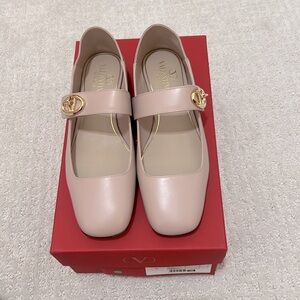 Valentino Vlogo Mary Jane Ballerina Flats